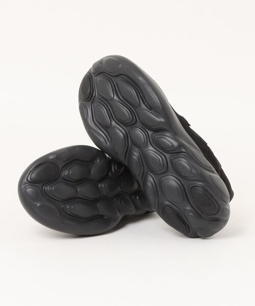 NEW BALANCE(ニューバランス)の「《New Balance》MCVRY(スニーカー・メンズ・ホワイト/ブラック・22.5cm/23.0cm/23.5cm/24.0cm/24.5cm/25.0cm/25.5cm/26.0cm/26.5cm/27.0cm/27.5cm/28.0cm)」の4枚目の写真
