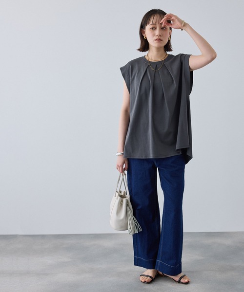 CROSS FUNCTION(クロスファンクション)の「《汗染み防止》エブ楽 天竺フロントタックノースリーブTシャツ【CROSS FUNCTION/クロスファンクション】(Tシャツ/カットソー・レディース・チャコールグレー/オフホワイト・L/LL/M)」の21枚目の写真
