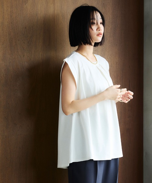 CROSS FUNCTION(クロスファンクション)の「《汗染み防止》エブ楽 天竺フロントタックノースリーブTシャツ【CROSS FUNCTION/クロスファンクション】(Tシャツ/カットソー・レディース・チャコールグレー/オフホワイト・L/LL/M)」の12枚目の写真