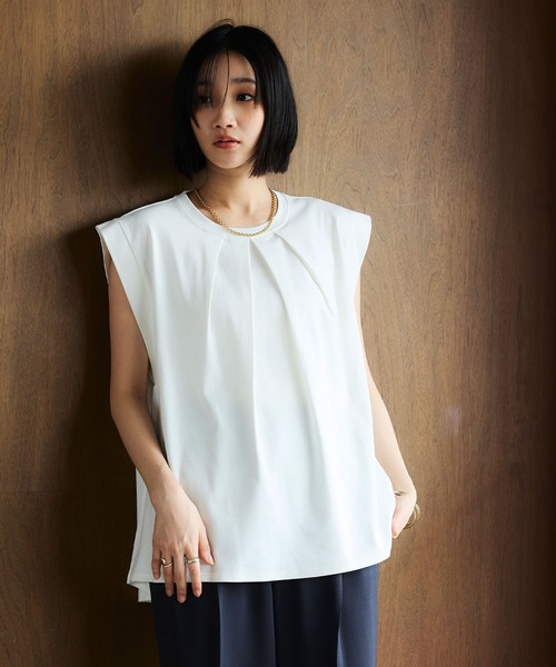 CROSS FUNCTION(クロスファンクション)の「《汗染み防止》エブ楽 天竺フロントタックノースリーブTシャツ【CROSS FUNCTION/クロスファンクション】(Tシャツ/カットソー・レディース・チャコールグレー/オフホワイト・L/LL/M)」の14枚目の写真