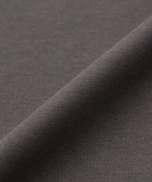 CROSS FUNCTION(クロスファンクション)の「《汗染み防止》エブ楽 天竺フロントタックノースリーブTシャツ【CROSS FUNCTION/クロスファンクション】(Tシャツ/カットソー・レディース・チャコールグレー/オフホワイト・L/LL/M)」の3枚目の写真