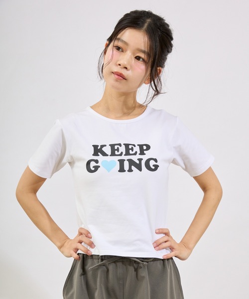 FCMM（エフシーエムエム）の「LOGO PRINT TEE/ロゴプリントTEE（Tシャツ/カットソー・レディース・ブラック/ホワイト・MEDIUM/SMALL）」の19枚目の写真