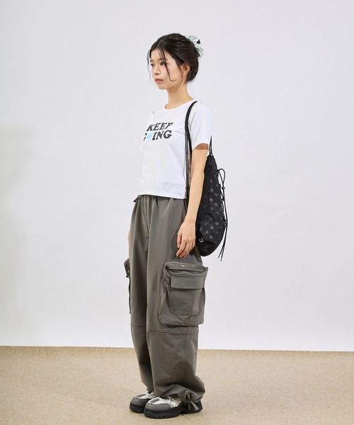FCMM（エフシーエムエム）の「LOGO PRINT TEE/ロゴプリントTEE（Tシャツ/カットソー・レディース・ブラック/ホワイト・MEDIUM/SMALL）」の22枚目の写真