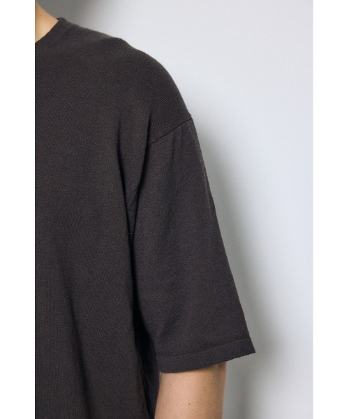 AZUL by moussy(アズールバイマウジー)の「リネンブレンドニットTシャツ(ニット/セーター・メンズ・ライトブラック/ライトグレー/ライトブルー・MEDIUM/SMALL/LARGE)」の5枚目の写真
