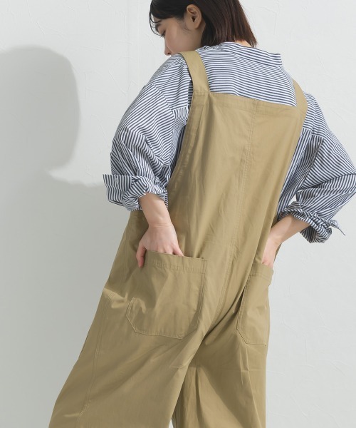 OMNES（オムネス）の「ウォッシュ加工 ダンプサロペット（サロペット/オーバーオール・レディース・カーキ/ブラック/イエロー/ベージュ・FREE）」の11枚目の写真