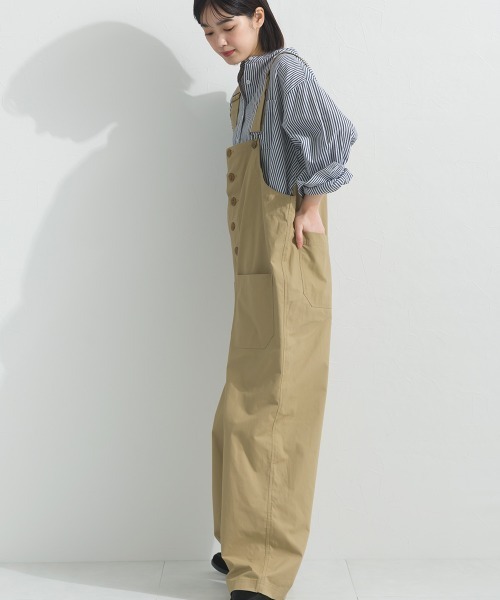 OMNES（オムネス）の「ウォッシュ加工 ダンプサロペット（サロペット/オーバーオール・レディース・カーキ/ブラック/イエロー/ベージュ・FREE）」の13枚目の写真