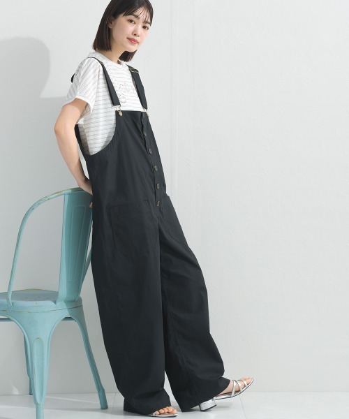 OMNES（オムネス）の「ウォッシュ加工 ダンプサロペット（サロペット/オーバーオール・レディース・カーキ/ブラック/イエロー/ベージュ・FREE）」の5枚目の写真