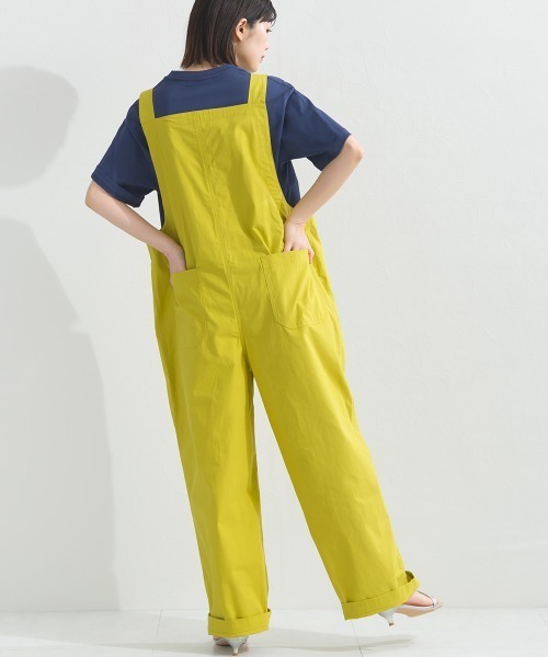 OMNES（オムネス）の「ウォッシュ加工 ダンプサロペット（サロペット/オーバーオール・レディース・カーキ/ブラック/イエロー/ベージュ・FREE）」の19枚目の写真