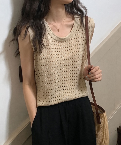 mielu(ミエル)の「透かし編みノースリーブニット(ニット/セーター・レディース・ベージュ/イエロー/ブラック・FREE)」の6枚目の写真