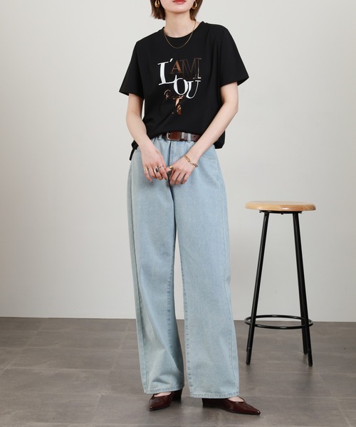 BRODIAEA(ブローディア)の「BRODIAEA ランダムロゴプリント半袖Tシャツ(Tシャツ/カットソー・レディース・オフホワイト/ブラック・40)」の13枚目の写真