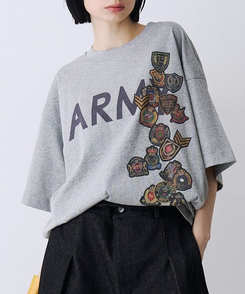 SeeSew(シーソー)の「【UNISEX】ARMY WAPPEN PRINT TEE/アーミーワッペンプリントTシャツ(Tシャツ/カットソー・メンズ・グレー/サックスブルー・M/L)」の8枚目の写真