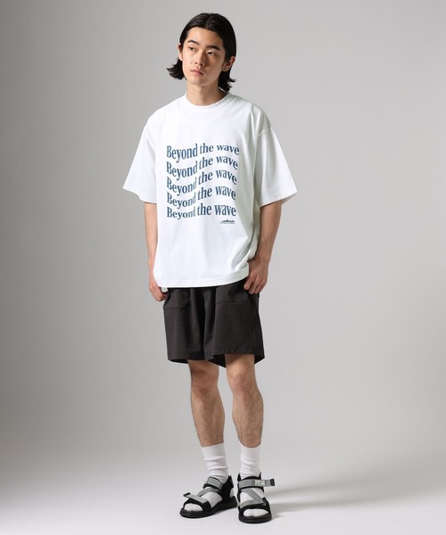 THOUSAND MILE（サウザンドマイル）の「【THOUSAND MILE(サウザンドマイル)】プリントTシャツ[吸水速乾・抗ピリング・抗菌防臭]（Tシャツ/カットソー・メンズ・チャコール/ブルー/ホワイト・MEDIUM/LARGE）」の5枚目の写真