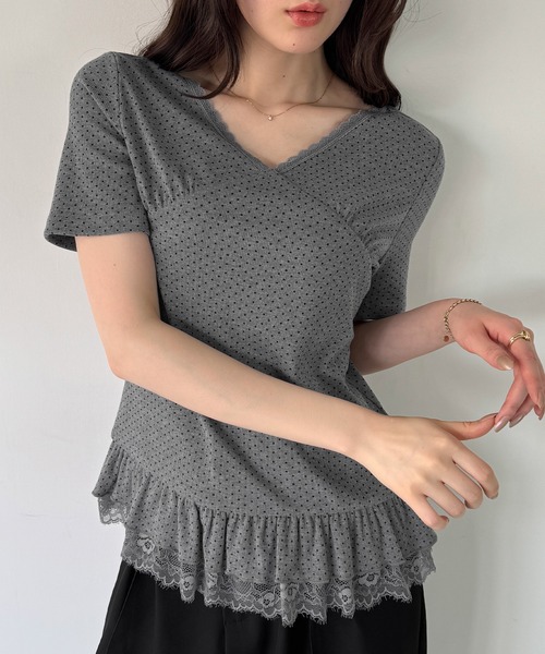 junoah（ジュノア）の「レースドッキングドットリブトップス（Tシャツ/カットソー・レディース・グレー/ホワイト/ブラック・SMALL/MEDIUM/LARGE）」の3枚目の写真