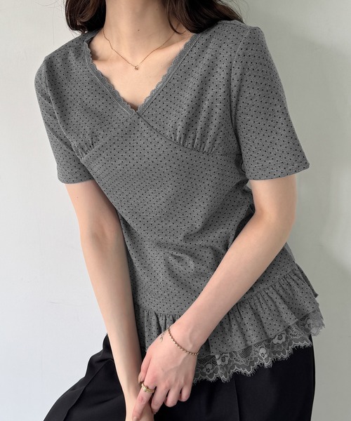 junoah（ジュノア）の「レースドッキングドットリブトップス（Tシャツ/カットソー・レディース・グレー/ホワイト/ブラック・SMALL/MEDIUM/LARGE）」の7枚目の写真