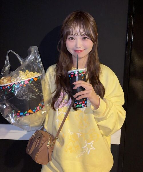 AMESWORLDWIDE（アメスワールドワイド）の「STAR RABBIT DRAWING SWEATSHIRT YELLOW（スウェット・レディース・その他・FREE）」の12枚目の写真