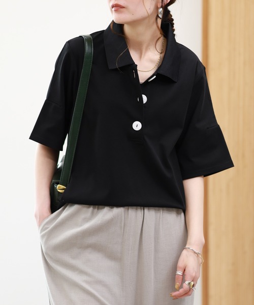 EGLANTINE（エグランティーヌ）の「EGLANTINE 接触冷感 ビッグボタンポロカットソー 半袖（Tシャツ/カットソー・レディース・ブラウン/レッド/ブラック・38）」の4枚目の写真