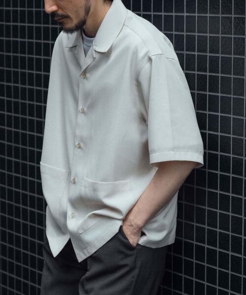 ITEMS URBANRESEARCH(アイテムズ アーバンリサーチ)の「『吸水速乾/イージーケア』リネンブレンド高機能半袖コーチシャツ(シャツ/ブラウス・メンズ・ブラック/ブルー/オフホワイト・MEDIUM/LARGE)」の10枚目の写真