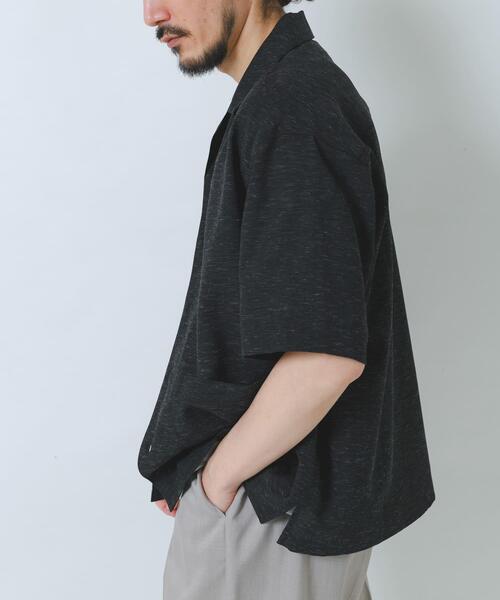 ITEMS URBANRESEARCH(アイテムズ アーバンリサーチ)の「『吸水速乾/イージーケア』リネンブレンド高機能半袖コーチシャツ(シャツ/ブラウス・メンズ・ブラック/ブルー/オフホワイト・MEDIUM/LARGE)」の16枚目の写真