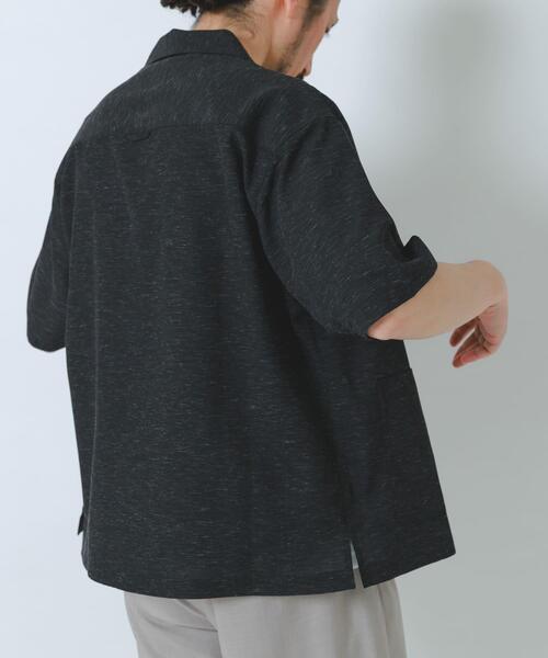 ITEMS URBANRESEARCH(アイテムズ アーバンリサーチ)の「『吸水速乾/イージーケア』リネンブレンド高機能半袖コーチシャツ(シャツ/ブラウス・メンズ・ブラック/ブルー/オフホワイト・MEDIUM/LARGE)」の17枚目の写真