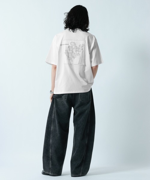 RAGEBLUE(レイジブルー)の「【接触冷感/吸水速乾 】FLOWER STITCH PRINT T-SHIRT/フラワー刺繍プリントTシャツ(Tシャツ/カットソー・メンズ・グレー/ブルー/ホワイト・MEDIUM/LARGE)」の7枚目の写真