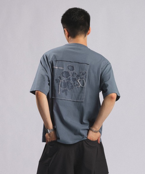 RAGEBLUE(レイジブルー)の「【接触冷感/吸水速乾 】FLOWER STITCH PRINT T-SHIRT/フラワー刺繍プリントTシャツ(Tシャツ/カットソー・メンズ・グレー/ブルー/ホワイト・MEDIUM/LARGE)」の19枚目の写真