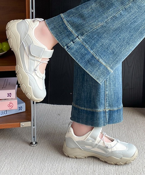 Lace Ladies（レースレディース）の「配色 メッシュ ストラップ付き レースアップ スニーカー（スニーカー・レディース・グレー/ベージュ/アイボリー・22.5cm/23cm/23.5cm/24cm/24.5cm/25cm）」の16枚目の写真