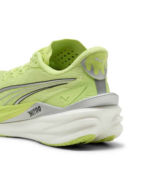 PUMA（プーマ）の「PUMA プーマ ウィメンズ ディヴィエイト ニトロ 4 ランニングシューズ（スニーカー・レディース・ホワイト/ラベンダー/ホワイト系その他2/レッド系その他3・23.5cm/24.0cm/24.5cm/22.5cm/23.0cm/25.0cm）」の21枚目の写真