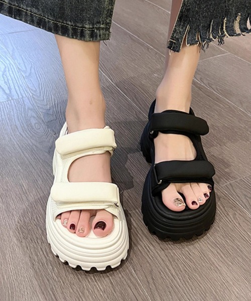 aimoha(アイモハ)の「厚底サンダル(サンダル・レディース・ブラック/オフホワイト・24.5cm/23.5cm/25.0cm/24.0cm)」の20枚目の写真
