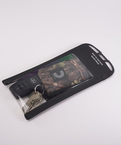 ROOT CO.(ルート)の「ROOT CO. / H2O Water Proof Shell IPX8 for Smart Phone(スマホケース/カバー・レディース・ブラック・ONE SIZE)」の13枚目の写真