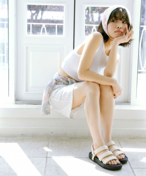 SPUR(シュプール)の「ゴアソフトリストラップサンダル 3cm -US9063 (3カラー)(サンダル・レディース・ブラック/ブラウン/アイボリー・38/39/35/36/37)」の4枚目の写真