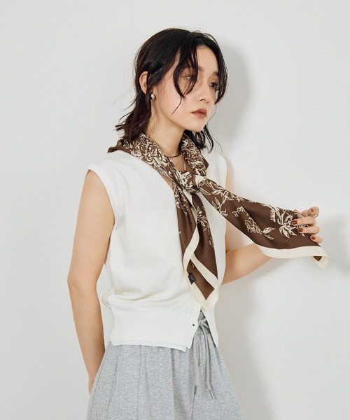 STELLA FISH(ステラフィッシュ)の「ボタニカル大判スカーフ(バンダナ/スカーフ・レディース・ベージュ/ブラウン/ダークブラウン・FREE)」の12枚目の写真