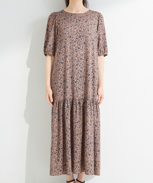 SHOO・LA・RUE(シューラルー)の「花柄ティアードワンピース(ワンピース・レディース・ブラウン系7/ブラック系6・02/03/04/01)」の12枚目の写真