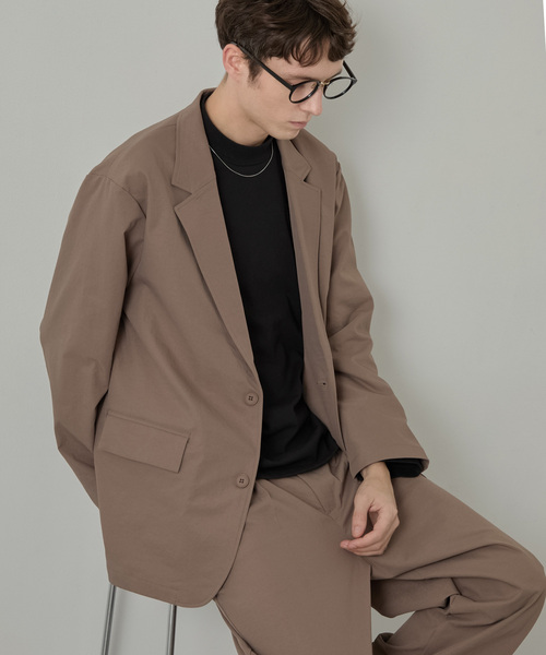 EASENCE(イーズエンス)の「【EASENCE】ドライツイル ストレッチ セットアップ テーラードジャケット&ワイドパンツ / UVカット(セットアップ・メンズ・ダークブラウン/モカ/ダークネイビー/スミクロ・L/XL/M/S)」の3枚目の写真