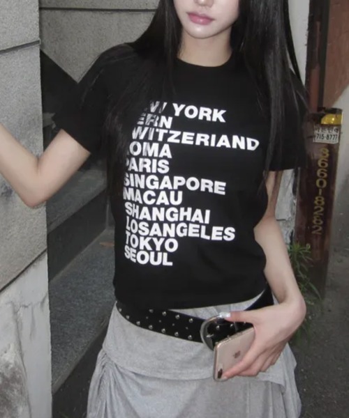 Emilie(エミリー)の「シティロゴプリント コットン半袖Tシャツ(Tシャツ/カットソー・レディース・ブラック/ミント/ホワイト・FREE)」の1枚目の写真