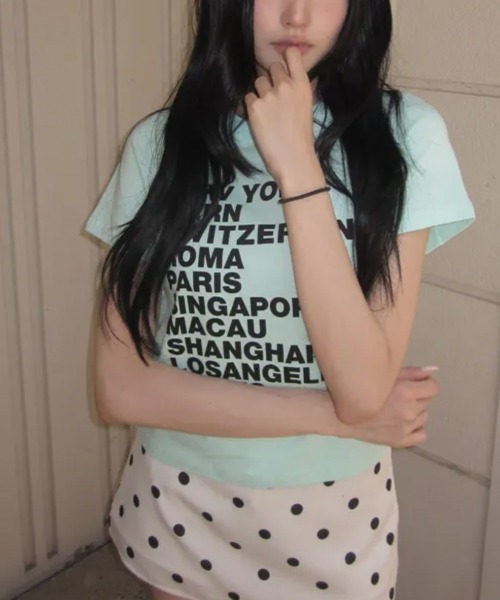 Emilie(エミリー)の「シティロゴプリント コットン半袖Tシャツ(Tシャツ/カットソー・レディース・ブラック/ミント/ホワイト・FREE)」の12枚目の写真