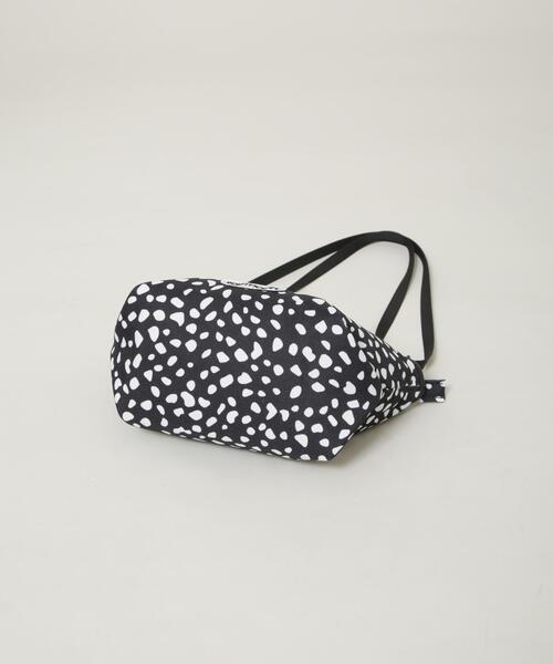 OUTDOOR PRODUCTS(アウトドアプロダクツ)の「OUTDOOR PRODUCTS/【別注】OUTDOOR PRODUCTS Boat Shaped Mini Bag(ショルダーバッグ・レディース・アイボリー/ブラック・F)」の7枚目の写真