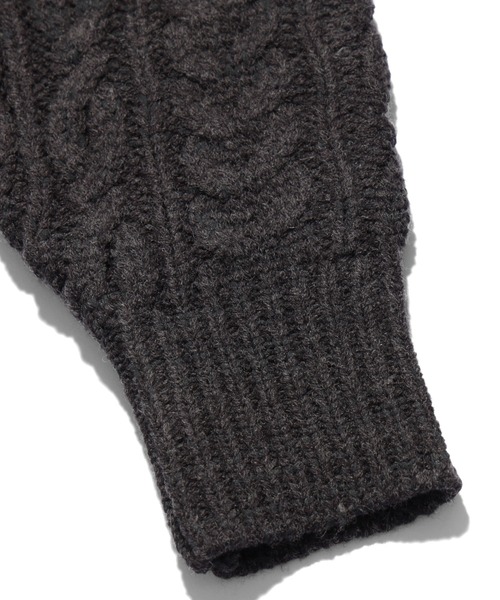 MILKFED.(ミルクフェド)の「HEART ELBOW CABLE KNIT CARDIGAN(カーディガン/ボレロ・レディース・オフホワイト/アッシュ/チャコール・ONE SIZE)」の6枚目の写真