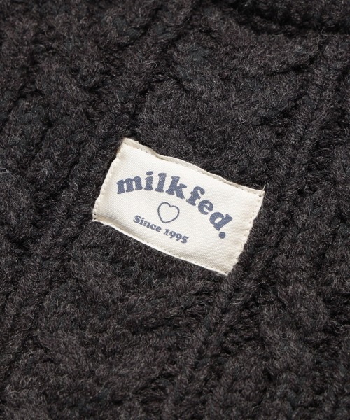 MILKFED.(ミルクフェド)の「HEART ELBOW CABLE KNIT CARDIGAN(カーディガン/ボレロ・レディース・オフホワイト/アッシュ/チャコール・ONE SIZE)」の8枚目の写真