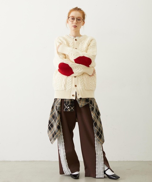 MILKFED.(ミルクフェド)の「HEART ELBOW CABLE KNIT CARDIGAN(カーディガン/ボレロ・レディース・オフホワイト/アッシュ/チャコール・ONE SIZE)」の20枚目の写真