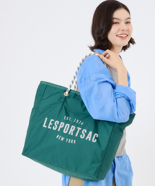 LeSportsac(レスポートサック)の「LARGE 2 WAY TOTE 2ウェイエデングリーン/ストーン(トートバッグ・レディース・グリーン・FREE)」の1枚目の写真