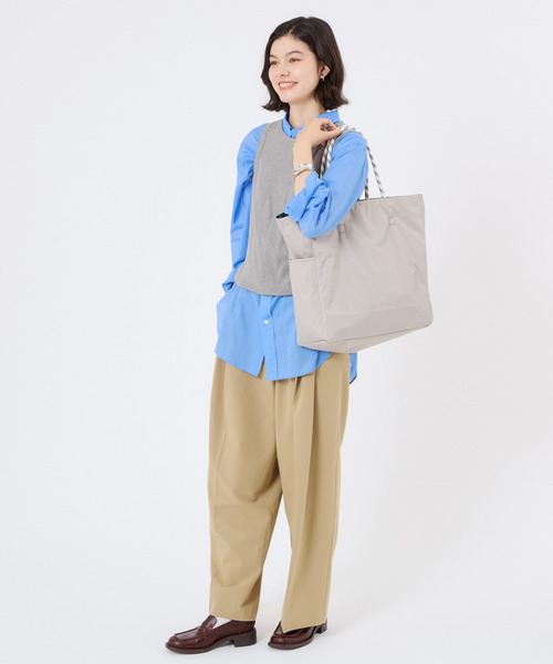 LeSportsac(レスポートサック)の「LARGE 2 WAY TOTE 2ウェイエデングリーン/ストーン(トートバッグ・レディース・グリーン・FREE)」の4枚目の写真
