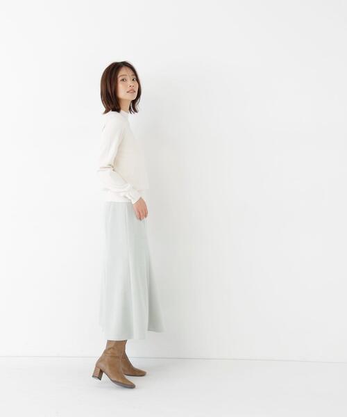NATURAL BEAUTY BASIC(ナチュラルビューティーベーシック)の「総針ベーシックシリーズ長袖 ハイネックニット(ニット/セーター・レディース・チャコールグレー/ブルー/オフホワイト/バーガンディー・FREE)」の7枚目の写真