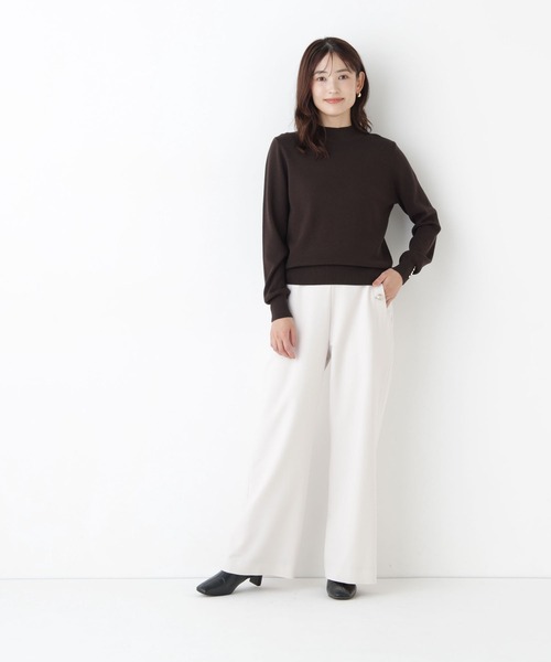 NATURAL BEAUTY BASIC(ナチュラルビューティーベーシック)の「総針ベーシックシリーズ長袖 ハイネックニット(ニット/セーター・レディース・チャコールグレー/ブルー/オフホワイト/バーガンディー・FREE)」の15枚目の写真