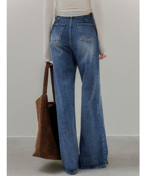 MEMUA（メムア）の「シグニチャードミンゴウォッシングワイドデニム（デニムパンツ・レディース・ブルー・SMALL/LARGE/MEDIUM）」の3枚目の写真