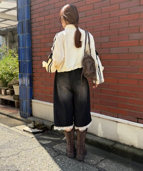 w closet(ダブルクローゼット)の「フリルラインブルゾン(ミリタリージャケット・レディース・サックスブルー/ピンク/ネイビー/アイボリー/イエロー・MEDIUM/SMALL)」の18枚目の写真
