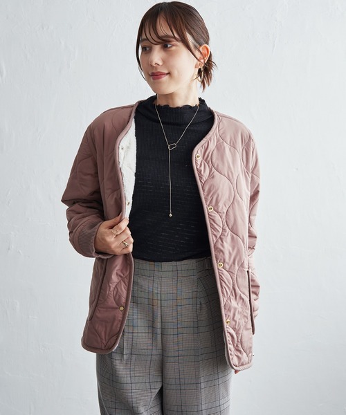 ikka(イッカ)の「キルトボアリバーシブルブルゾン(ブルゾン・レディース・オリーブ/ベージュ/チェリーレッド/ブラック・L/M)」の4枚目の写真