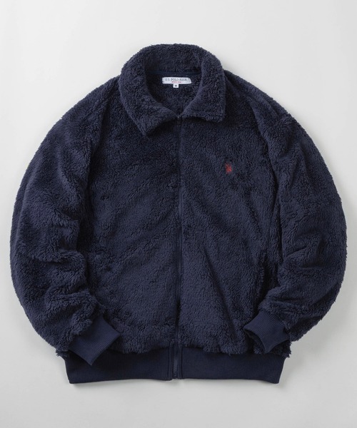 U.S. POLO ASSN.(ユーエスポロアッスン)の「【80】【U.S. POLO ASSN./ユーエスポロアッスン】ポロ襟 ボアフリース ブルゾン/ジャケット/ライトアウター/ワンポイント刺繍/ダブルフェイス/トラッド/プレッピー/ユニセックス/レディース/メンズ(ブルゾン・メンズ・カーキ/アイボリー/ネイビー/ブラック/ベージュ・M/L)」の5枚目の写真