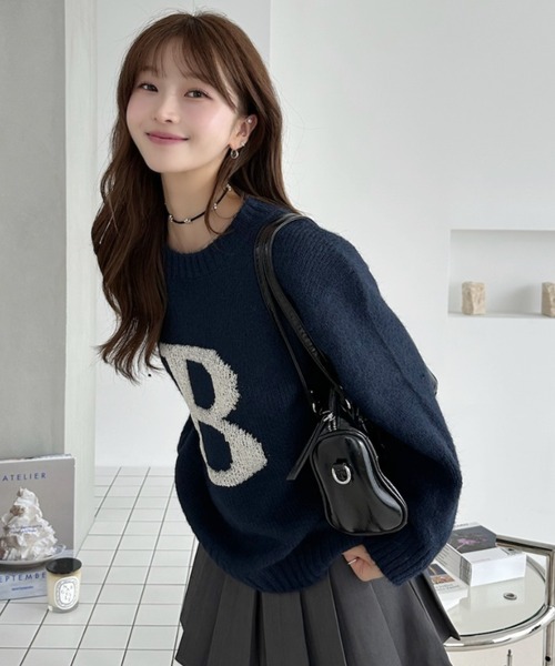 Ada.(エイダ)の「スパンコールロゴモチーフ クルーネック ニット(ニット/セーター・レディース・ネイビー/グレー/アイボリー・FREE)」の3枚目の写真