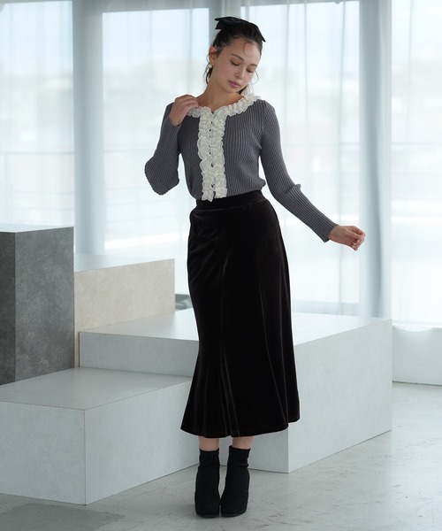 ASTORIA ODIER(アストリアオディール)の「ベロアマーメイドスカート(ミモレ丈/フレア)(スカート・レディース・ブラウン/ライトグレー/ブラック・SMALL/MEDIUM)」の8枚目の写真