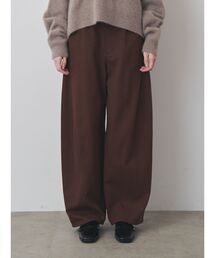 フロントカーブパンツ